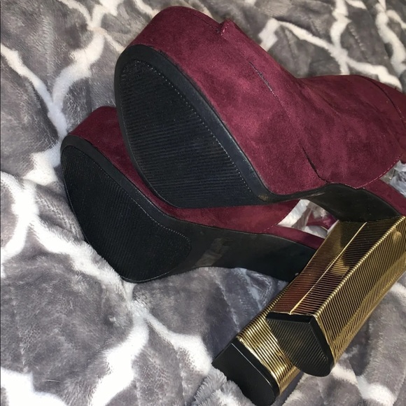 NEW heeled peep toe Charlotte Russe - Picture 2 of 3